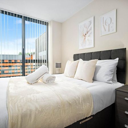 New Luxury Two Bedroom Apartment - City Centre - Netflix - Wifi - Top Rated - Jq 8Ah Birmingham Bagian luar foto