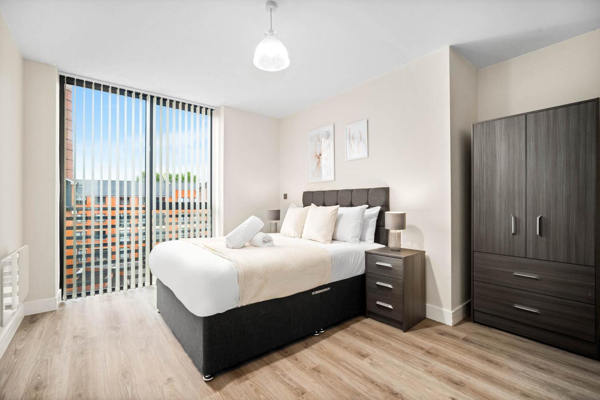 New Luxury Two Bedroom Apartment - City Centre - Netflix - Wifi - Top Rated - Jq 8Ah Birmingham Bagian luar foto