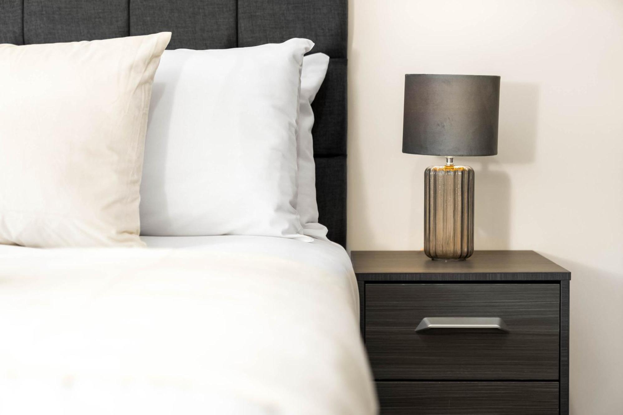 New Luxury Two Bedroom Apartment - City Centre - Netflix - Wifi - Top Rated - Jq 8Ah Birmingham Bagian luar foto